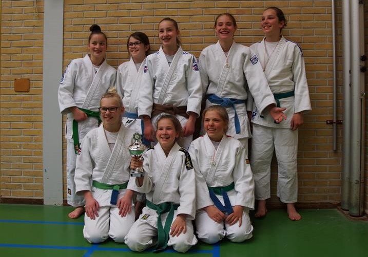 2016 04 24 jjcl kampioen