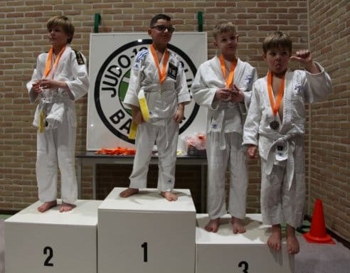 2023 03 25 int comp baexem